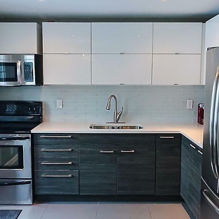 Spacious 3 Bdrm Home Near Downtown Οττάβα Εξωτερικό φωτογραφία