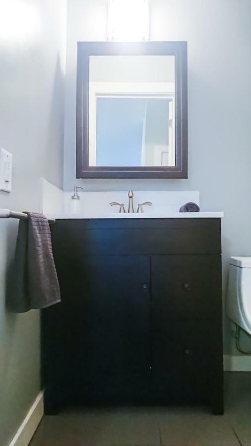 Spacious 3 Bdrm Home Near Downtown Οττάβα Εξωτερικό φωτογραφία