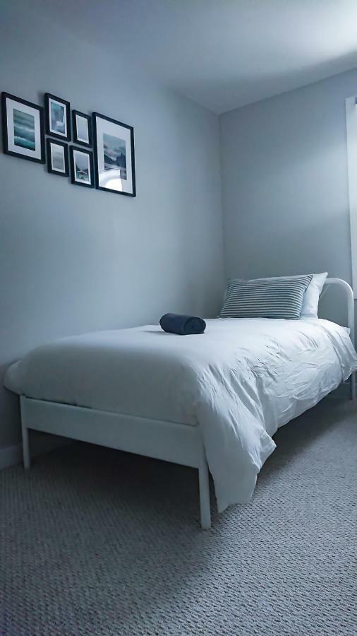Spacious 3 Bdrm Home Near Downtown Οττάβα Εξωτερικό φωτογραφία